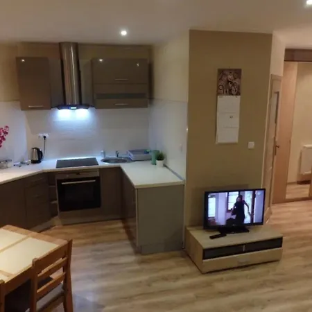 Luna Apartment *